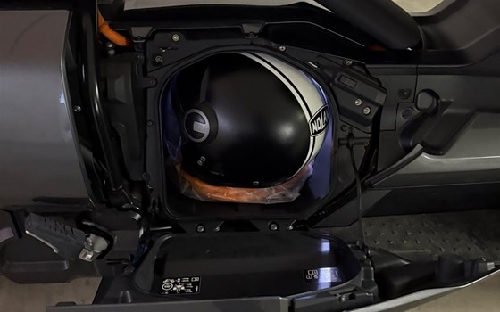 Gebrauchtmotorrad BMW CE 04 - Bild 7 Gebrauchtmotorrad BMW CE 04 - Bild 7