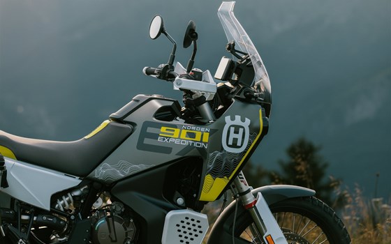Neufahrzeug Husqvarna Norden 901 Expedition - Bild 7