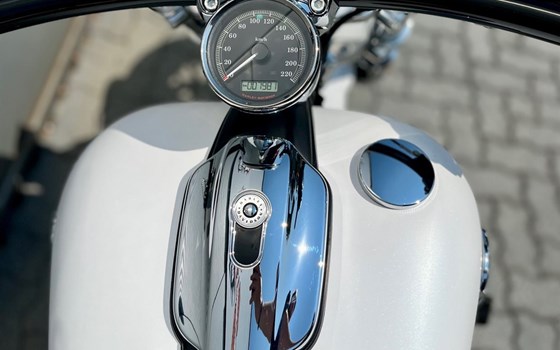 Gebrauchtmotorrad Harley-Davidson Softail Breakout FXBR - Bild 5 Gebrauchtmotorrad Harley-Davidson Softail Breakout FXBR - Bild 5