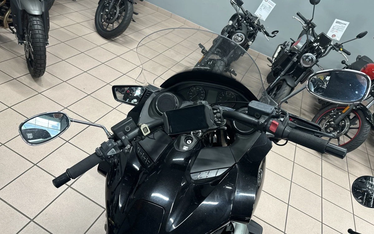 Zum Vergrößern bitte anklicken! Angebot Honda CTX 1300