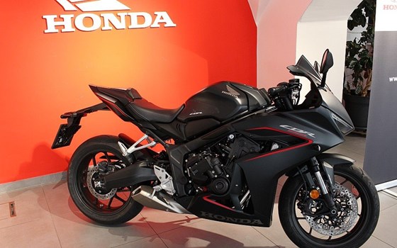Neufahrzeug Honda CBR650R E-Clutch - Bild 2