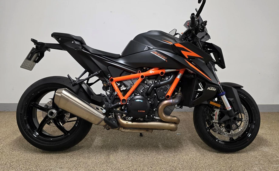 Angebot KTM 1390 Super Duke R EVO Bild 1: Angebot KTM 1390 Super Duke R EVO
