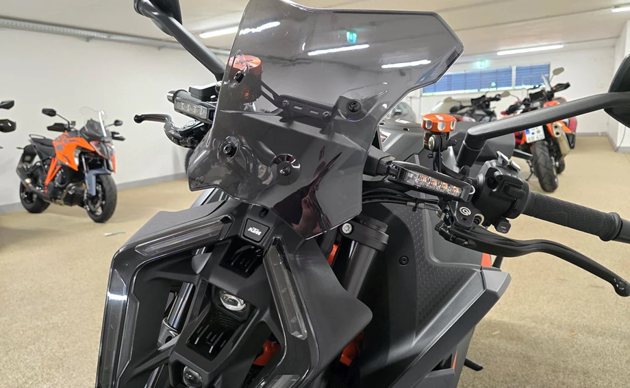 Angebot KTM 1390 Super Duke R EVO Bild 4: Angebot KTM 1390 Super Duke R EVO