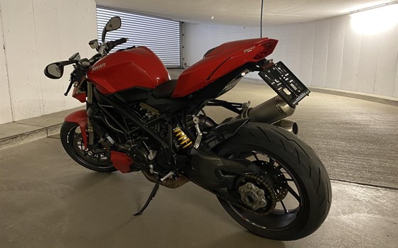 Gebrauchtmotorrad Ducati 1098 S - Bild 3 Gebrauchtmotorrad Ducati 1098 S - Bild 3