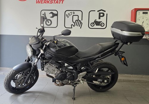 Suzuki SV650