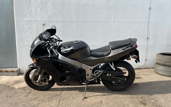 Gebrauchtmotorrad Kawasaki Ninja ZX-6R - Bild 3 Gebrauchtmotorrad Kawasaki Ninja ZX-6R - Bild 3