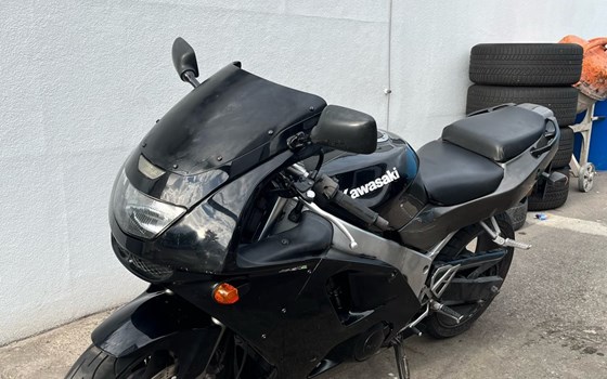 Gebrauchtmotorrad Kawasaki Ninja ZX-6R - Bild 7 Gebrauchtmotorrad Kawasaki Ninja ZX-6R - Bild 7