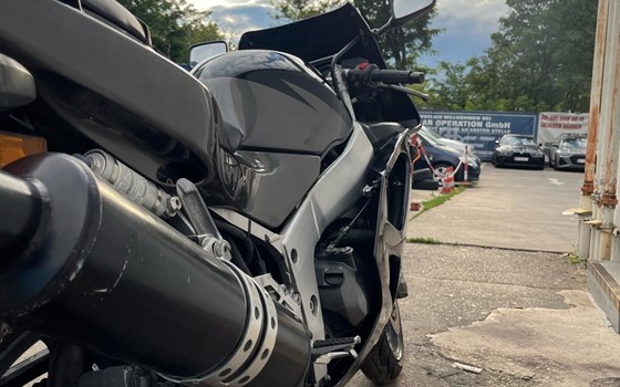 Gebrauchtmotorrad Kawasaki Ninja ZX-6R - Bild 1 Gebrauchtmotorrad Kawasaki Ninja ZX-6R - Bild 1