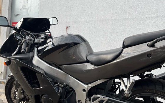 Gebrauchtmotorrad Kawasaki Ninja ZX-6R - Bild 9 Gebrauchtmotorrad Kawasaki Ninja ZX-6R - Bild 9