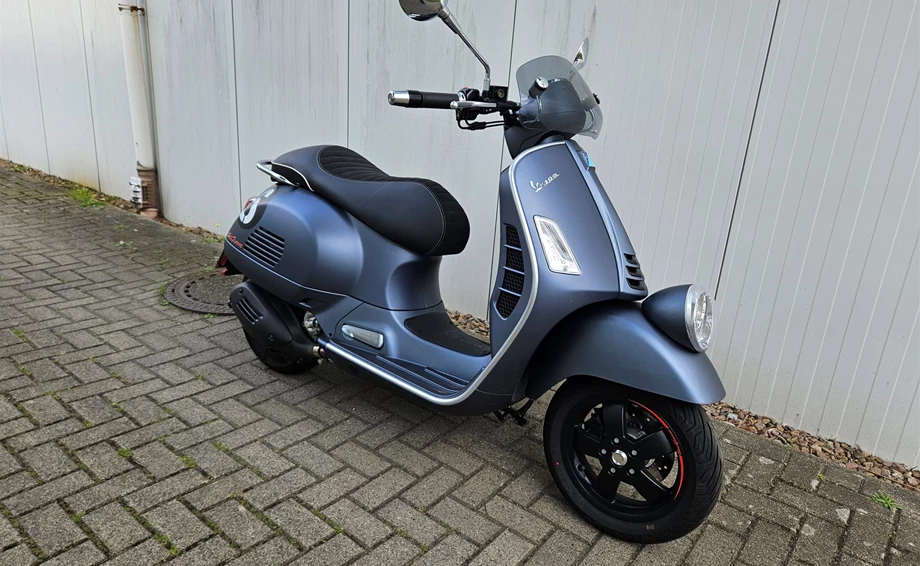 Angebot Vespa GTV 300 Special Edition Sei Giorni Euro4 Bild 3: Angebot Vespa GTV 300 Special Edition Sei Giorni Euro4