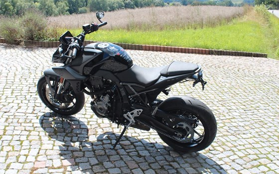 Gebrauchtmotorrad Suzuki GSX-8S - Bild 6