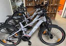 Neumotorrad Husqvarna Tourer