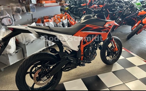 Neufahrzeug KTM 125 SMC R - Bild 4