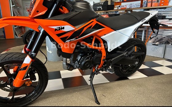 Neufahrzeug KTM 125 SMC R - Bild 5