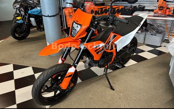 Neufahrzeug KTM 125 SMC R - Bild 6