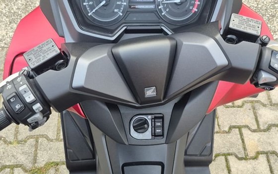 Gebrauchtmotorrad Honda Forza 125 - Bild 9
