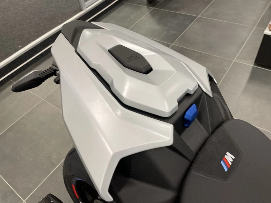 Angebot BMW M 1000 R Bild 13: Angebot BMW M 1000 R