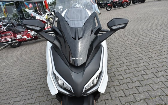 Gebrauchtmotorrad Honda Forza 125 - Bild 6