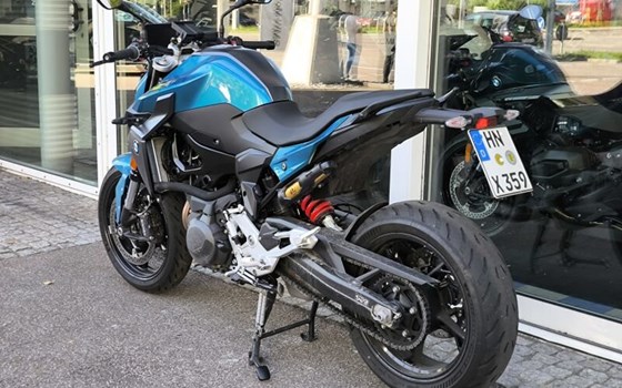 Gebrauchtmotorrad BMW F 900 R - Bild 6