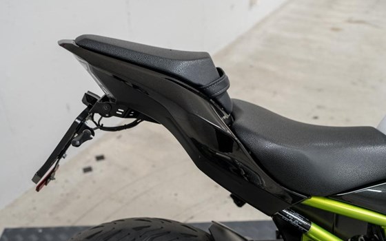 Motorrad Occasion Kawasaki Z900 - Bild 6