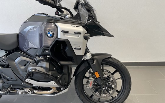 Gebrauchtmotorrad BMW R 1300 GS Adventure - Bild 3 Gebrauchtmotorrad BMW R 1300 GS Adventure - Bild 3