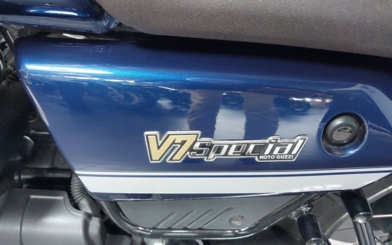 Gebrauchtmotorrad Moto Guzzi V7 Special - Bild 11 Gebrauchtmotorrad Moto Guzzi V7 Special - Bild 11