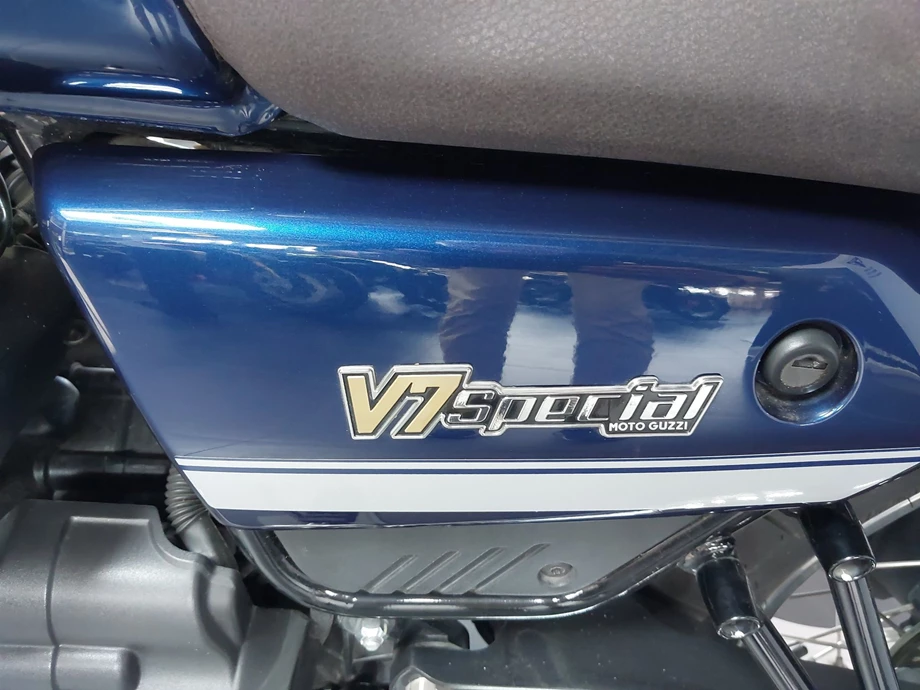 Angebot Moto Guzzi V7 Special Bild 11: Angebot Moto Guzzi V7 Special