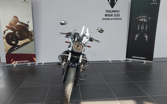 Gebrauchtmotorrad Moto Guzzi V7 Special - Bild 3 Gebrauchtmotorrad Moto Guzzi V7 Special - Bild 3
