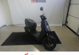 Neumotorrad Honda EM1 e