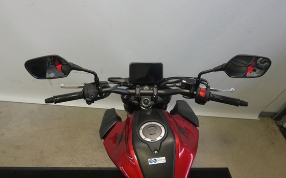 Neufahrzeug Honda CB125R - Bild 12