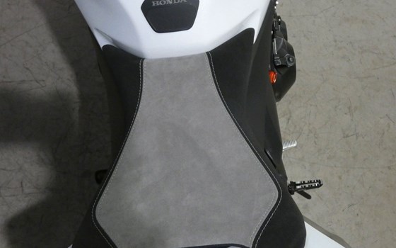 Neufahrzeug Honda CB1000 Hornet - Bild 11