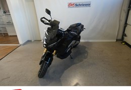 Neumotorrad Honda X-ADV
