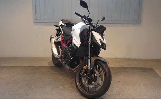 Neufahrzeug Honda CB750 Hornet - Bild 1