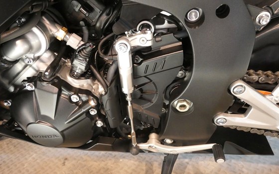 Neufahrzeug Honda CBR1000RR-R Fireblade SP - Bild 11