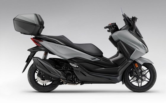 Gebrauchtmotorrad Honda Forza 350 - Bild 2