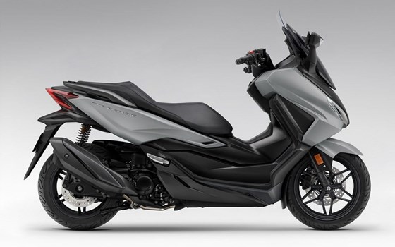 Gebrauchtmotorrad Honda Forza 350 - Bild 4