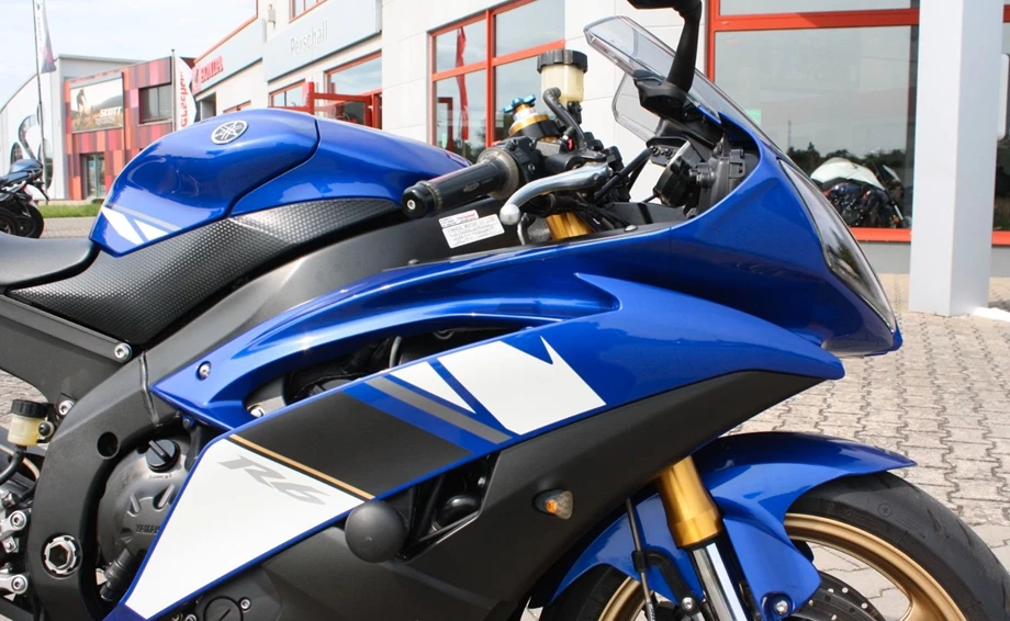 Angebot Yamaha YZF-R6 Bild 8: Angebot Yamaha YZF-R6