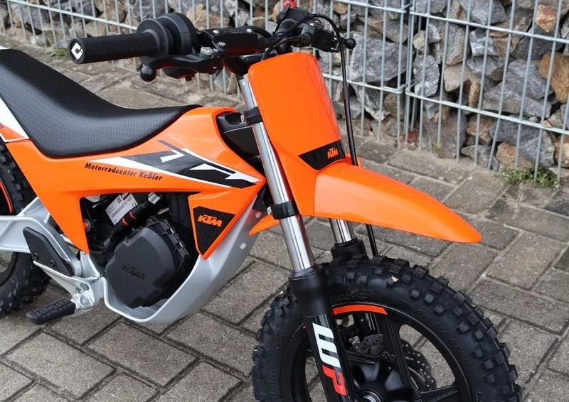 Angebot KTM SX-E 2 Bild 6: Angebot KTM SX-E 2