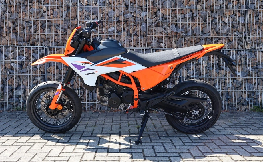 Angebot KTM 390 SMC R Bild 1: Angebot KTM 390 SMC R