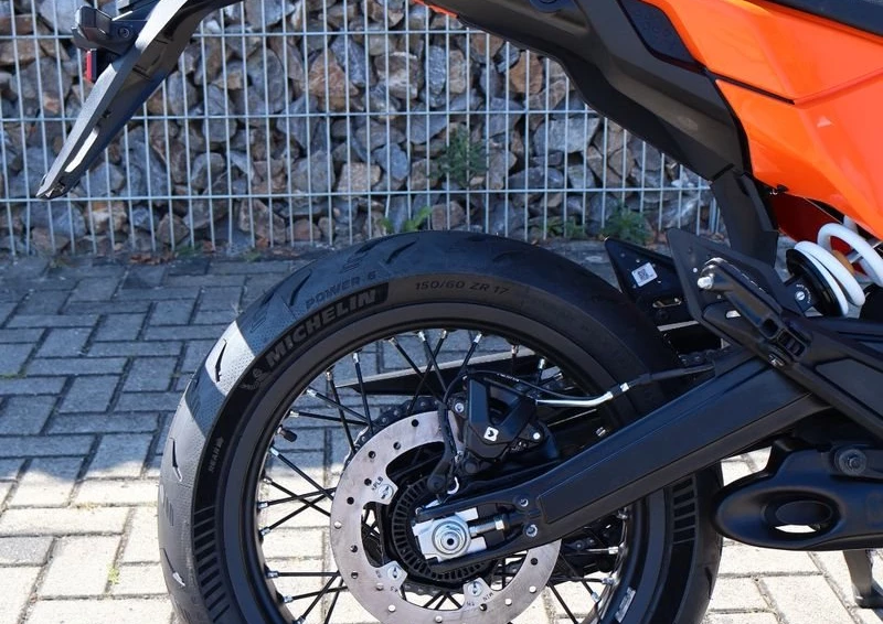 Angebot KTM 390 SMC R Bild 15: Angebot KTM 390 SMC R