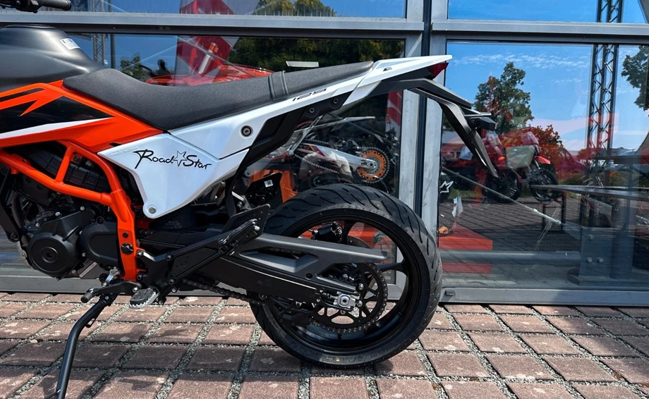 Angebot KTM 125 SMC R Bild 8: Angebot KTM 125 SMC R