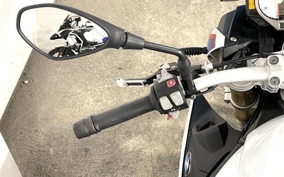 Gebrauchtmotorrad BMW S 1000 R - Bild 15 Gebrauchtmotorrad BMW S 1000 R - Bild 15