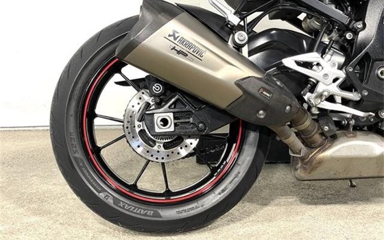 Gebrauchtmotorrad BMW S 1000 R - Bild 8 Gebrauchtmotorrad BMW S 1000 R - Bild 8