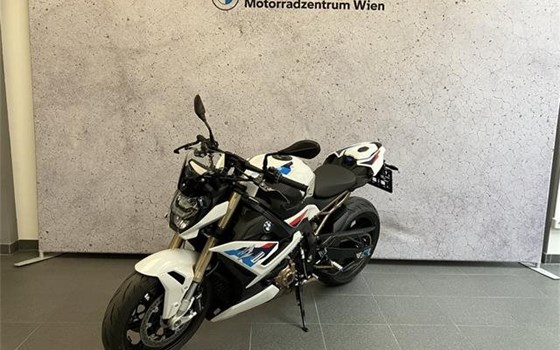 Gebrauchtmotorrad BMW S 1000 R - Bild 2 Gebrauchtmotorrad BMW S 1000 R - Bild 2