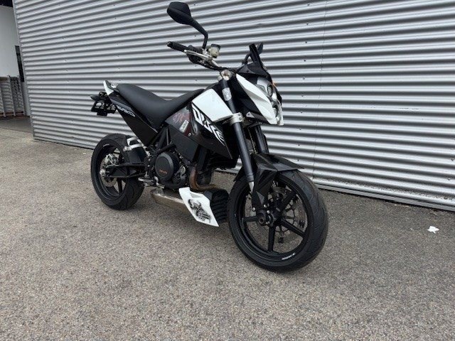 KTM 690 Duke (weiß) - Bild 2