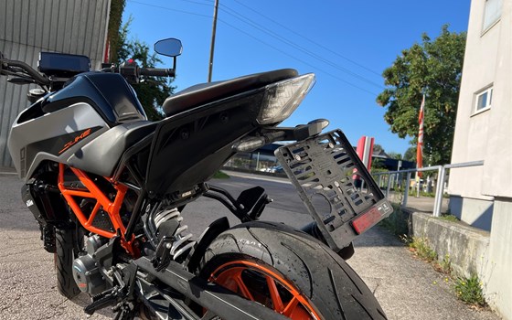 Gebrauchtmotorrad KTM 390 Duke - Bild 5 Gebrauchtmotorrad KTM 390 Duke - Bild 5