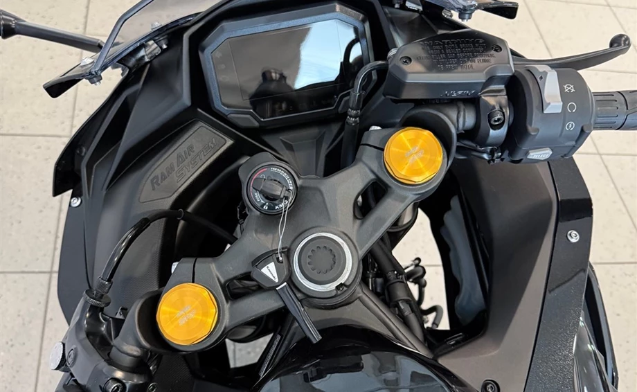 Angebot Kawasaki Ninja ZX-4R Bild 5: Angebot Kawasaki Ninja ZX-4R