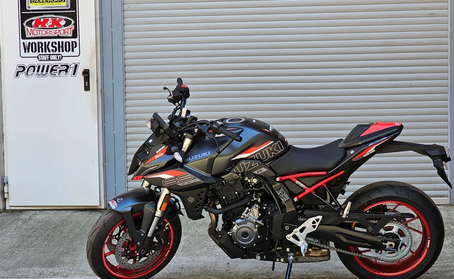 Angebot Suzuki GSX-8S Bild 3: Angebot Suzuki GSX-8S