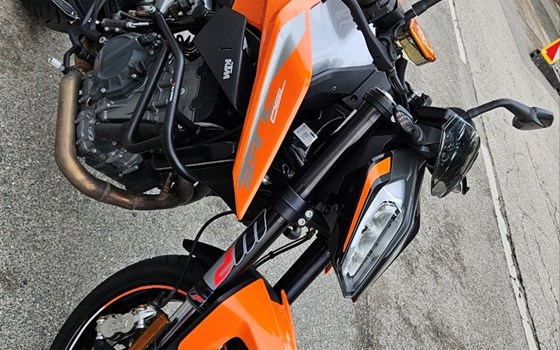 Gebrauchtmotorrad KTM 790 Duke - Bild 10 Gebrauchtmotorrad KTM 790 Duke - Bild 10