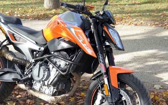 Gebrauchtmotorrad KTM 790 Duke - Bild 7 Gebrauchtmotorrad KTM 790 Duke - Bild 7